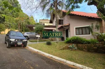 Casa à venda com 3 suítes, piscina aquecida e área gourmet