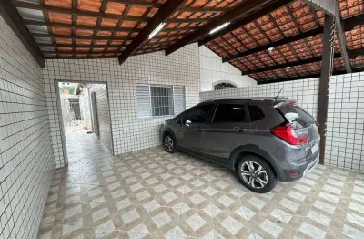 Casa com 2 quartos à venda na Rua José Demar Peres, 119, Balneário Maracanã, Praia Grande