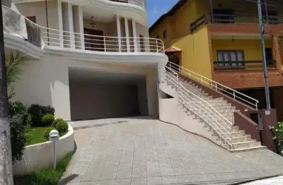 Vende-se casa 310m2 em cond. nova higianópolis (jandira)
