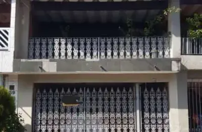 Casa com 2 quartos à venda na Rua Víctor Hugo, Veloso, Osasco