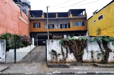 Casa à venda na Avenida Henrique Gonçalves Baptista, Jardim Belval, Barueri