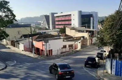 Casa com 2 quartos à venda na Rua Santa Úrsula, Centro, Barueri