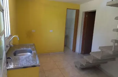 Casa com 1 quarto para alugar na Rua Mar de Creta, Parque Ribeiro de Lima, Barueri