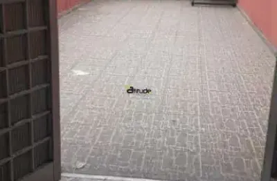 Casa com 3 quartos para alugar na Rua Veneza, Jardim Isaura, Santana de Parnaíba