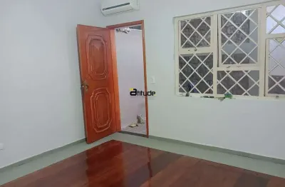Casa com 3 quartos à venda na Rua Maria Helena, Vila Engenho Novo, Barueri