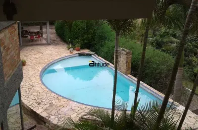 Casa em condomínio fechado com 4 quartos para alugar na Rua La Corunã, Condomínio Refúgio dos Pinheiros, Itapevi