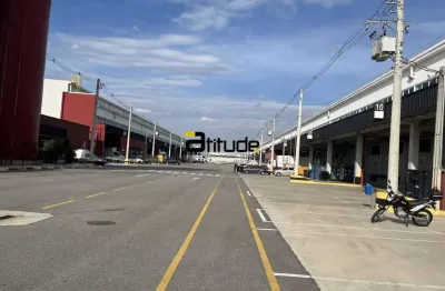 - galpão em condomínio fechado – 4184,24 m² para locação em itapevi – sp - localização estratégica | alto padrão | próximo à rodovia castelo branco