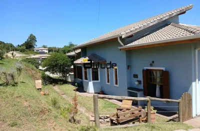 Casa à venda em ibiúna no nascentes do paruru com 1.050m² de terreno e piscina