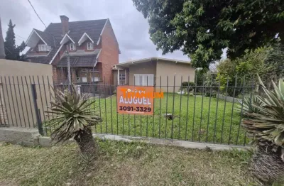 Casa para aluguel em novo hamburgo, bairro ideal, com churrasqueira e garagem coberta