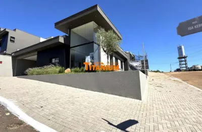 Casa plana, nova, com 3 dormitórios, sendo uma suíte, churrasqueira, lareira, espera para água quente e split, piso aquecido nos banheiros, ótimo acabamento à venda em estância velha, bela vista .