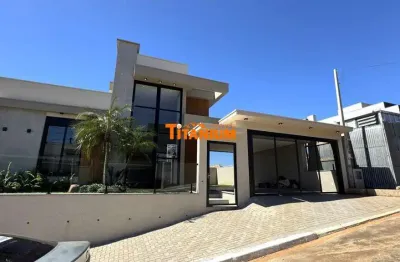 Casa nova, plana, com 3 dormitórios, sendo uma suíte, garagem para 2 carros ,espera para aquecimento solar, fechadura eletrônica, piso aquecido nos banheiros, à venda em estância velha, bela vista.