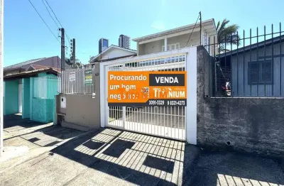 Excelente oportunidade: casa com 2 quartos espaçoso, podendo ter 3 dormitórios, 2 banheiros, pátio grande, em uma ótima localização, novo hamburgo, jardim mauá.