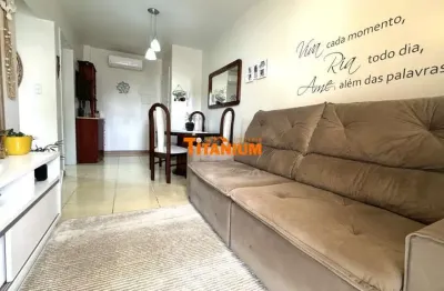 Apartamento  de 1 dormitório, espaçoso, mobiliado, sacada, de frente com sol da manhã, garagem, no centro, à venda em novo hamburgo.