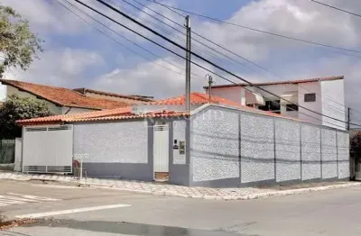 Casa com 6 quartos à venda na Rua Professor José Benedito De Araújo, Vila Resende, Caçapava