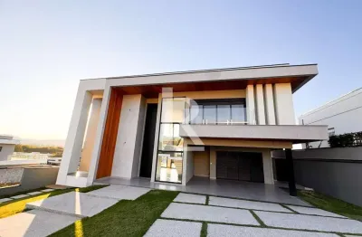 Casa em condomínio fechado com 4 quartos à venda na Rua Thereza Aguiar dos Santos, 83, Urbanova, São José dos Campos
