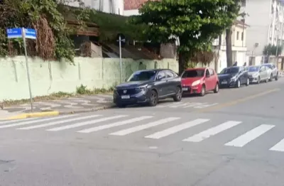 Terreno à venda na Avenida Pedro Lessa, Embaré, Santos