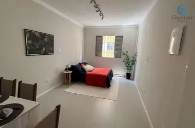 Vendo lindo sala living, reformado, na ponta da praia (uma quadra da praia), santos/sp