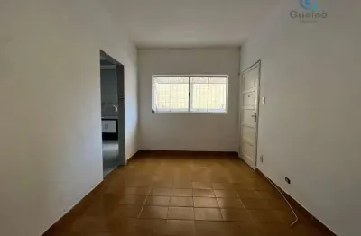 Vendo apartamento de 2 dormitórios na vila mathias em santos