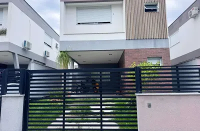 Casa com 3 quartos à venda na Rua das Docas, 146, Campeche, Florianópolis
