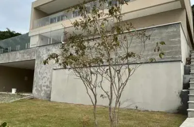 Casa com 6 quartos à venda na R Ennio D Cavallazzi, 480, Praia Brava, Florianópolis