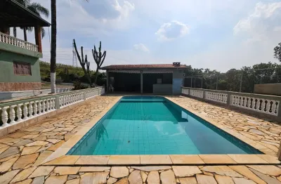 Oportunidade chácara  linda com 7 dormitórios, 2 casas e piscina!