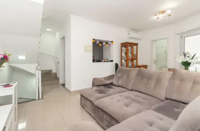Casa em condomínio para venda com 3 quartos, sendo 1 suíte, 126m²