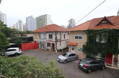 Casa com 2 quartos à venda na Rua Oscar Freire, Pinheiros, São Paulo