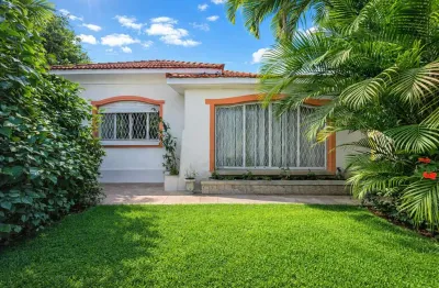 Casa para venda em Campo Belo com 4 quartos, sendo 2 suítes , 350m²