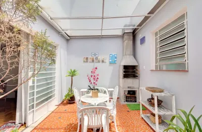 Casa para venda em Planalto Paulista com 3 quartos, sendo 1 suíte , 189m²