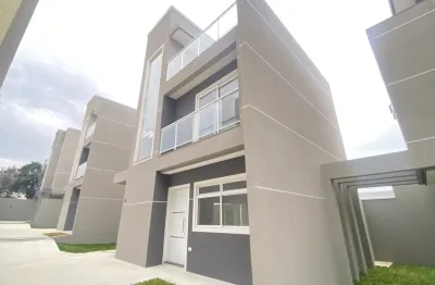 Sobrado Não Geminado 3 Suítes à Venda, 129 m² por R$ 850.000 - Capão Raso - Curitiba/PR