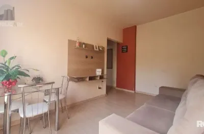 Apartamento à venda na cidade baixa com 72m² e 2 dormitórios/quartos disponíveis.
