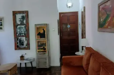 Apartamento à venda no bairro cristal com 58m² e 2 dormitórios/quartos.