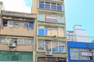 Escritório à venda no centro histórico com 46 m² de área útil disponível