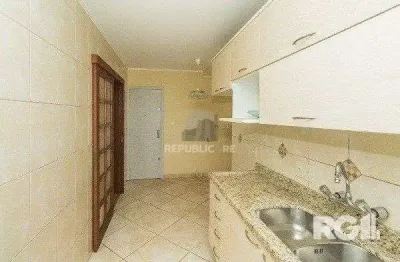 Apartamento à venda no bairro petrópolis, com 104 m² e 3 dormitórios/quartos disponíveis!