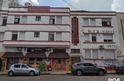 Apartamento para alugar no centro histórico com 4 dormitórios/quartos e 163 m².
