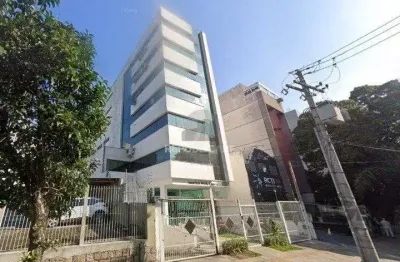 Escritório à venda no bairro menino deus com 32m² de área útil disponível.