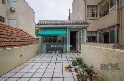 Casa residencial à venda no bairro rio branco com 189 m² e 4 quartos.