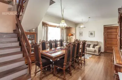 Apartamento cobertura à venda no jardim do salso com 261 m² e 3 dormitórios/quartos.