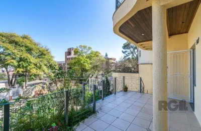 Casa residencial à venda no jardim botânico com 5 dormitórios e 379 m² de área útil.