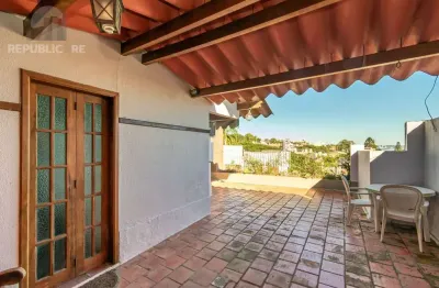 Cobertura à venda no bairro tristeza com 2 dormitórios e 176 m² de área útil