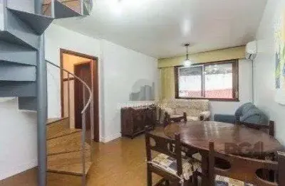 Apartamento cobertura à venda no bairro menino deus com 150 m² e 3 dormitórios/quartos.