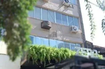Escritório à venda no bairro auxiliadora com área de 26 m² e ótima localização.