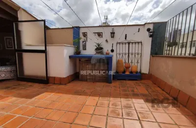 Apartamento cobertura à venda no bairro petrópolis com 77 m² e 2 dormitórios/quartos.