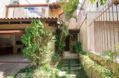 Casa residencial à venda no bairro rio branco com 278 m² e 4 dormitórios/quartos.