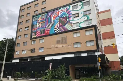 Apartamento à venda na cidade baixa, 34 m² com 1 dormitório/quartos disponível.