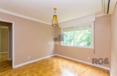 Apartamento à venda na cidade baixa com 43 m² e 1 dormitório/quarto disponível.