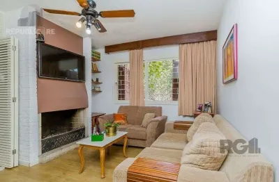 Casa residencial à venda em teresópolis com 172 m² e 3 dormitórios/quartos.