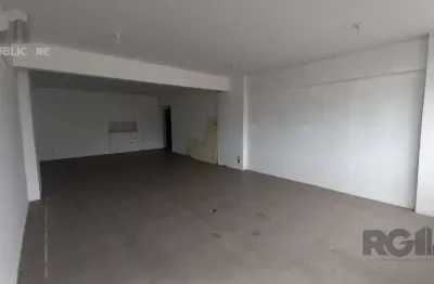 Escritório à venda no centro histórico com área de 56m² disponível para negociação