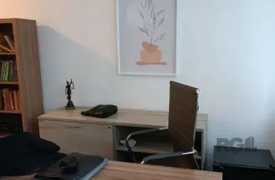 Escritório à venda no Centro Histórico com 37 m² de área disponível para negócios