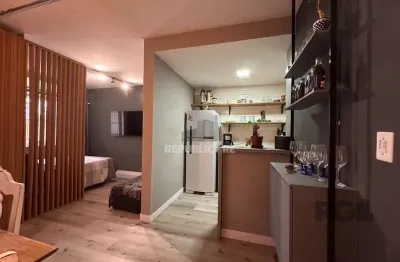 Apartamento à venda na cidade baixa com 34 m² e 1 dormitório/quarto disponível.
